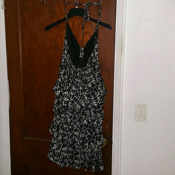 Lamlla Collection Dress - Picture 5 of 7